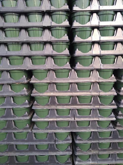 pots waiting to be filled with soil